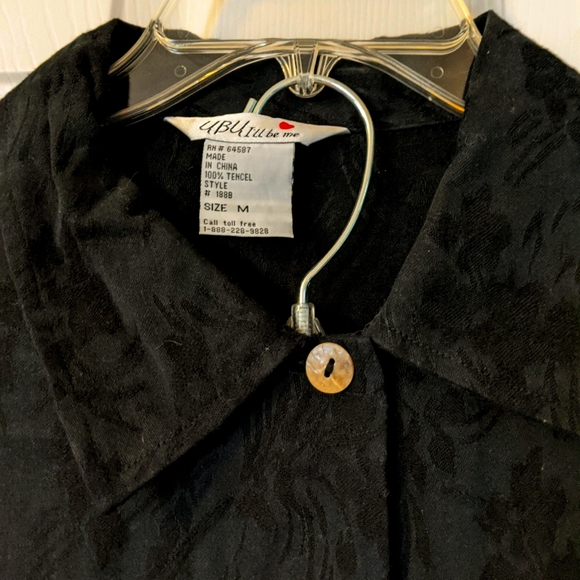 Skirt and button down jacket - Picture 1 of 2